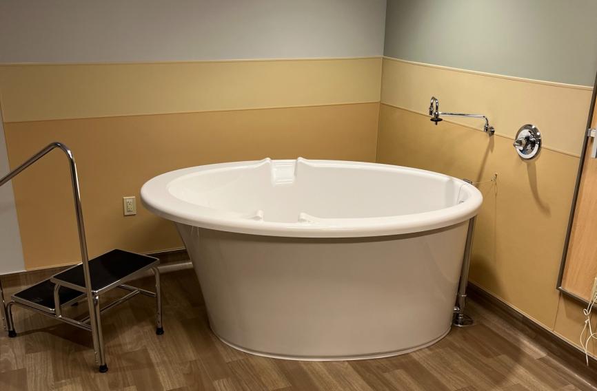 Boven Birth Center Labor Tub