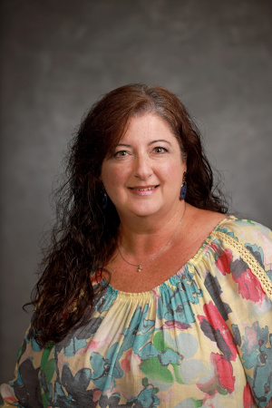 Charmagne Lundberg, LPC